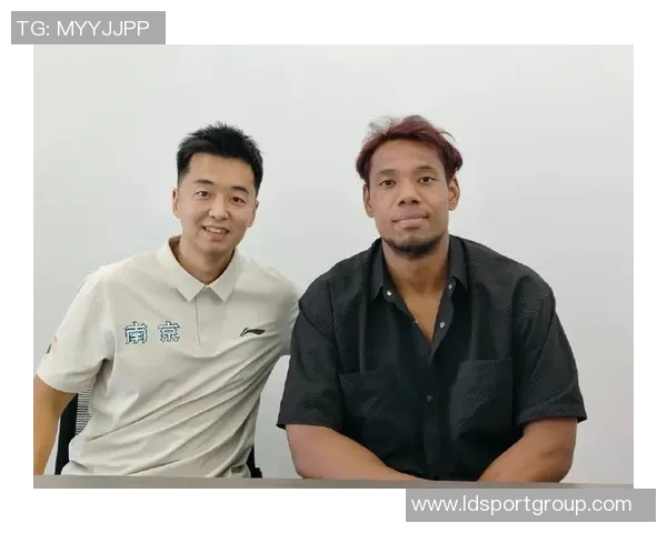 同曦官博祝铭震29岁生日快乐并宣布今夏续约顶薪计划