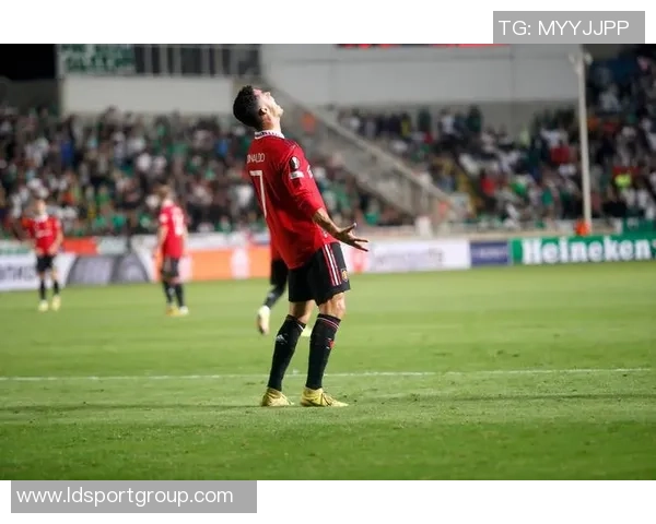 19岁葡萄牙边锋瓦雷拉即将加盟乔治罗尼亚引发关注