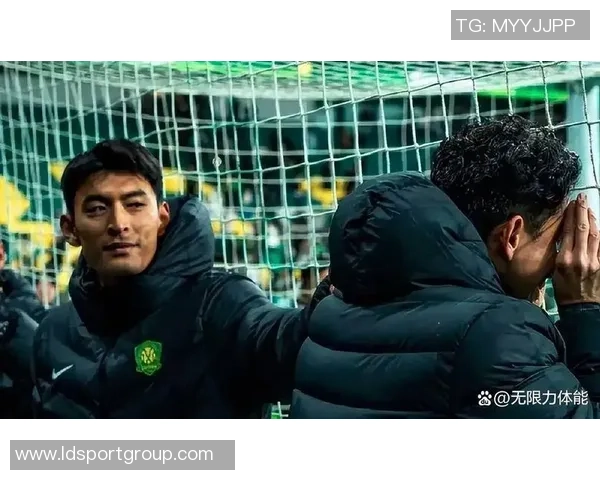 足球报：王子铭王刚或将转会他队恩加德乌未获续约合同引关注